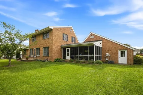 415 Kern Street Woodstock VA 22664