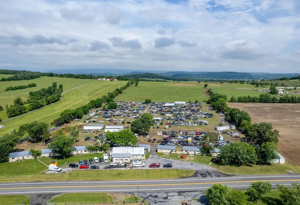 16209 North Valley Pike New Market VA 22844