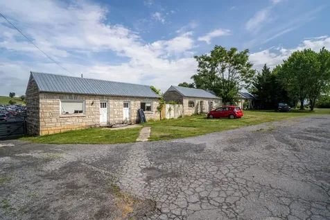 16209 North Valley Pike New Market VA 22844