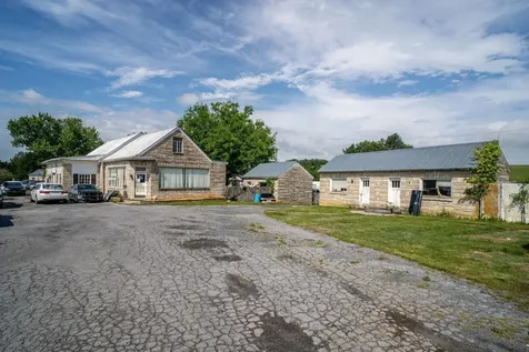 16209 North Valley Pike New Market VA 22844