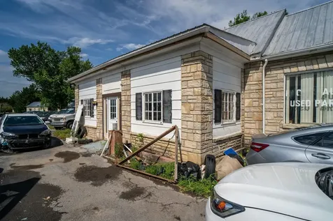 16209 North Valley Pike New Market VA 22844