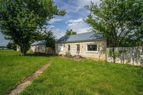 16209 North Valley Pike New Market VA 22844