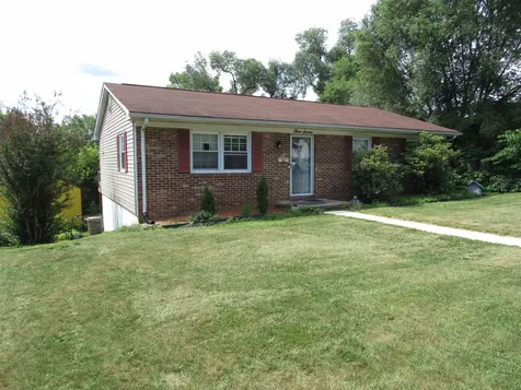 316 Spruce Street Waynesboro VA 22980