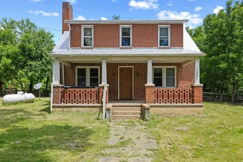 221 Chapel Road Churchville VA 24421