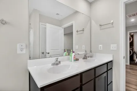 1115 Scruggs Lane Grottoes VA 24441