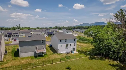 1115 Scruggs Lane Grottoes VA 24441