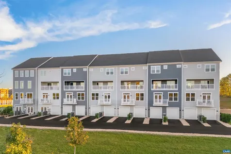 4068B Perseus Lane Charlottesville VA 22901