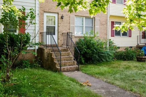 839 Vine Street Harrisonburg VA 22802
