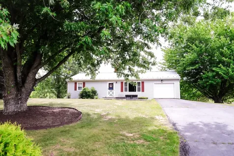 3592 Old Greenville Road Staunton VA 24401