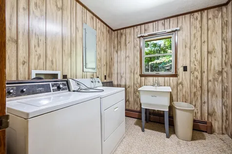 2416 Newport Road Shenandoah VA 22849