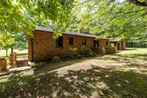 2416 Newport Road Shenandoah VA 22849
