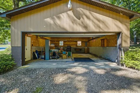 2416 Newport Road Shenandoah VA 22849