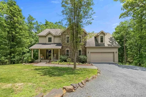 88 Pin Oak Lane Mt Jackson VA 22842