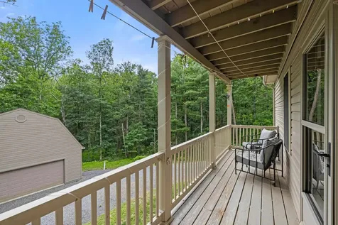 88 Pin Oak Lane Mt Jackson VA 22842