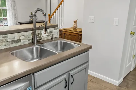 88 Pin Oak Lane Mt Jackson VA 22842
