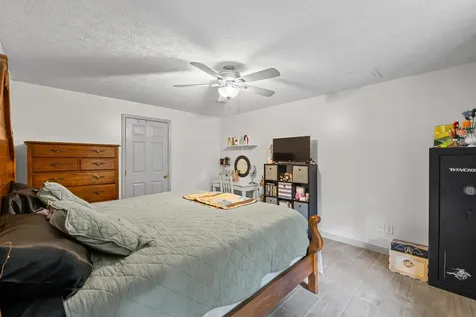 88 Pin Oak Lane Mt Jackson VA 22842