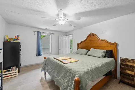 88 Pin Oak Lane Mt Jackson VA 22842