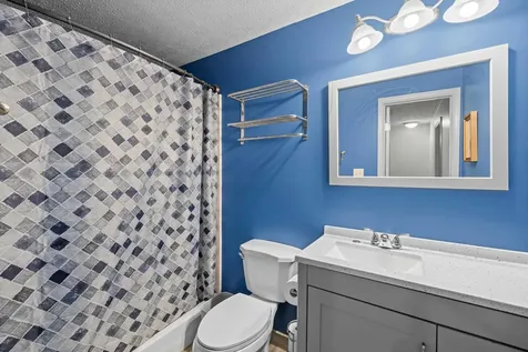 88 Pin Oak Lane Mt Jackson VA 22842