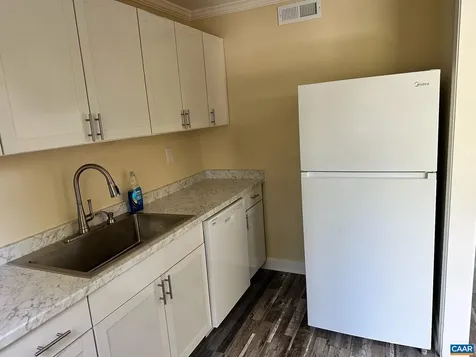 2517 Hydraulic Road Charlottesville VA 22901