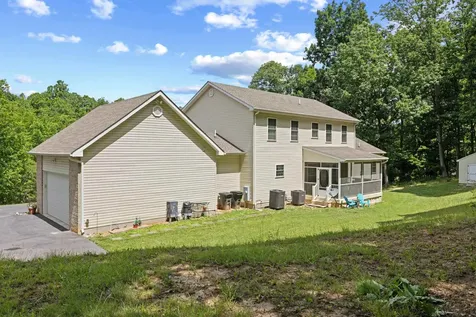 256 Skylar Lanes Way Winchester VA 22603