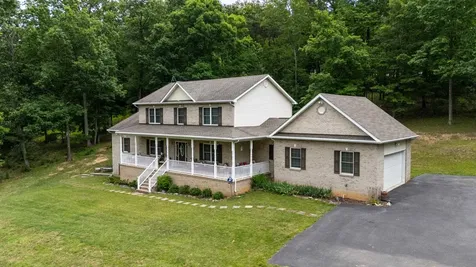 256 Skylar Lanes Way Winchester VA 22603