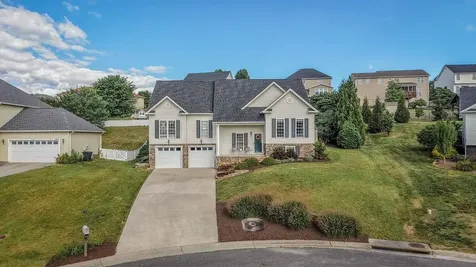 120 David Circle Penn Laird VA 22846