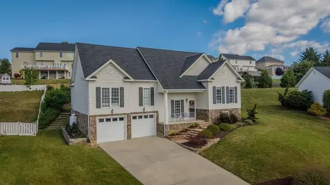 120 David Circle Penn Laird VA 22846