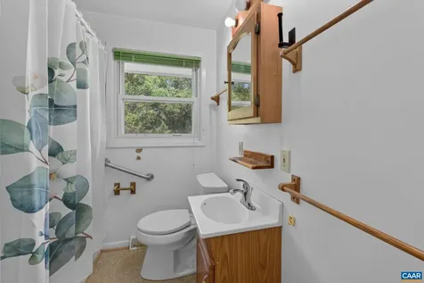 117 Buckingham Circle Charlottesville VA 22903
