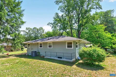 117 Buckingham Circle Charlottesville VA 22903