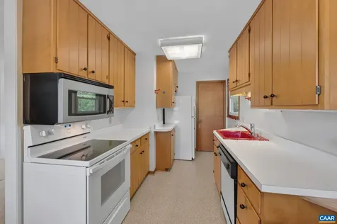 117 Buckingham Circle Charlottesville VA 22903