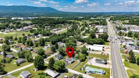 21 Stuart Avenue Stuarts Draft VA 24401