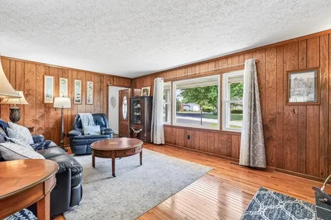 21 Stuart Avenue Stuarts Draft VA 24401