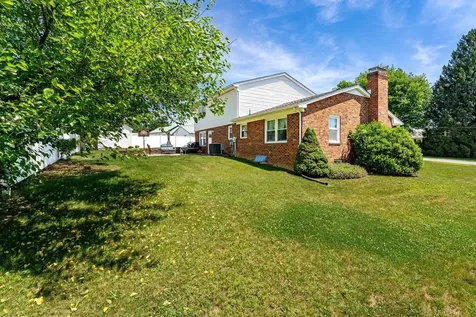 21 Stuart Avenue Stuarts Draft VA 24401