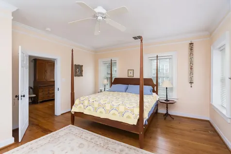 26 Fayette Street Staunton VA 24401