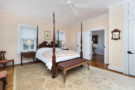 26 Fayette Street Staunton VA 24401