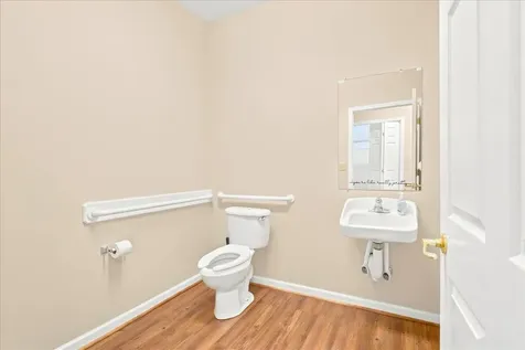 1563 Jefferson Highway Fishersville VA 22939