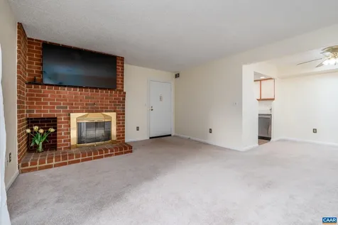 137 Green Turtle Lane Charlottesville VA 22901
