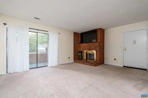 137 Green Turtle Lane Charlottesville VA 22901