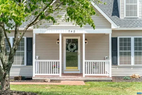 742 Valley View Road Ruckersville VA 22968