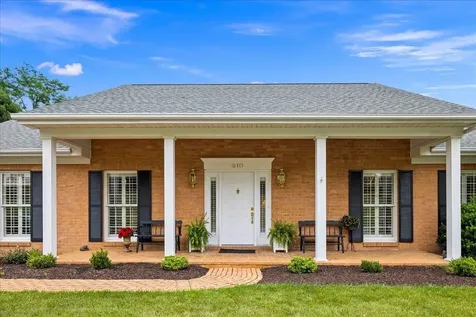 610 Woodmont Drive Staunton VA 24401