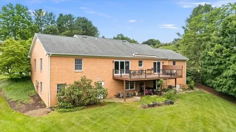 610 Woodmont Drive Staunton VA 24401