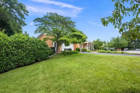 610 Woodmont Drive Staunton VA 24401