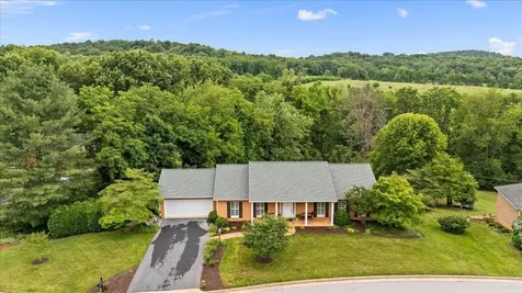 610 Woodmont Drive Staunton VA 24401