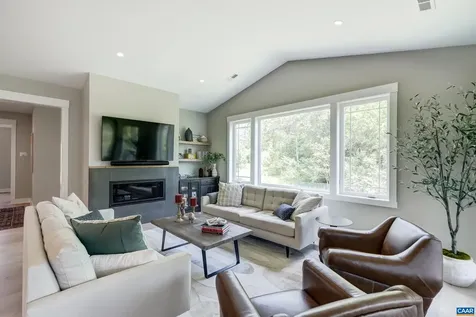 401 Lochlyn Hill Drive Charlottesville VA 22901