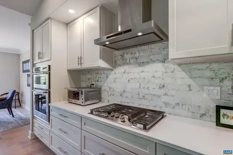 401 Lochlyn Hill Drive Charlottesville VA 22901