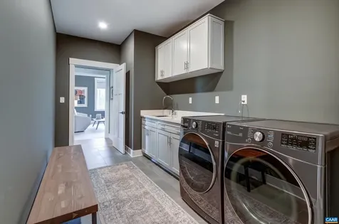 401 Lochlyn Hill Drive Charlottesville VA 22901
