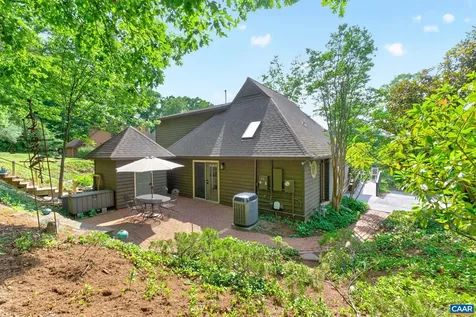 43 Creekside Circle Charlottesville VA 22902