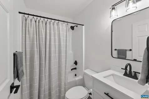 43 Creekside Circle Charlottesville VA 22902
