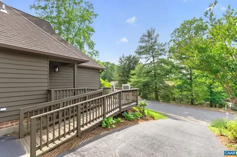 43 Creekside Circle Charlottesville VA 22902