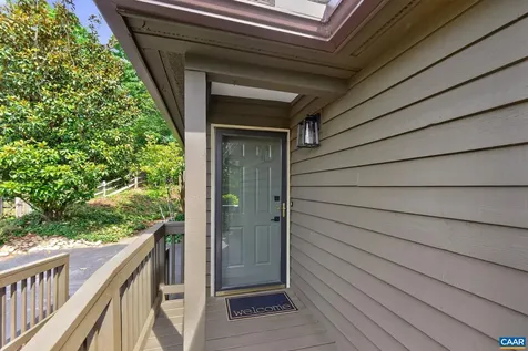 43 Creekside Circle Charlottesville VA 22902